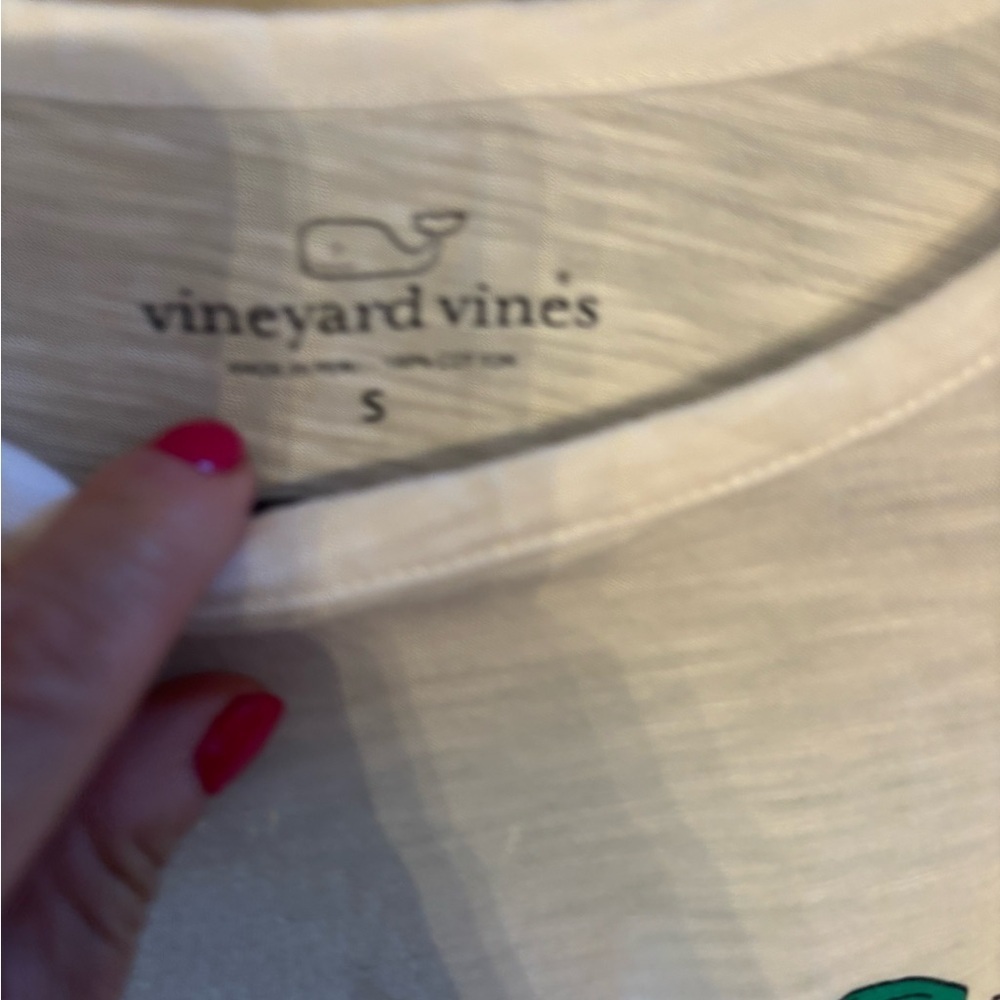 Vineyard Vines Long Sleeve White St Patrick's Day Tee Size S So Cute! - Picture 3 of 4